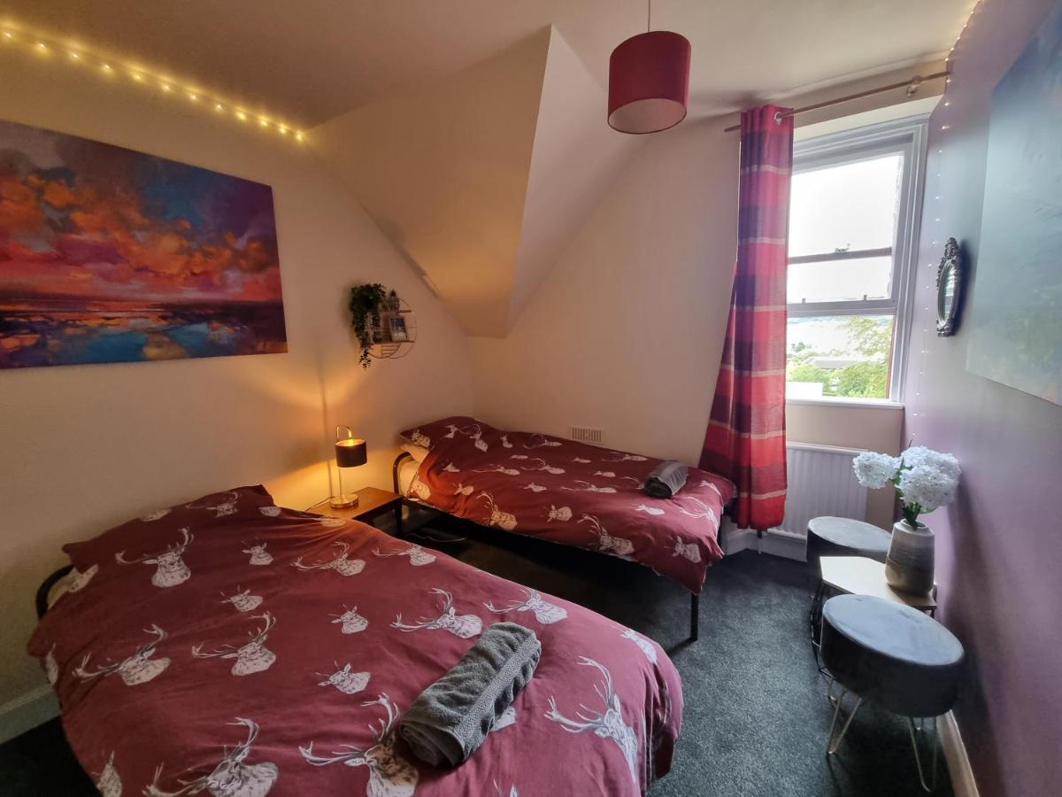 Fort William Backpackers ภายนอก รูปภาพ