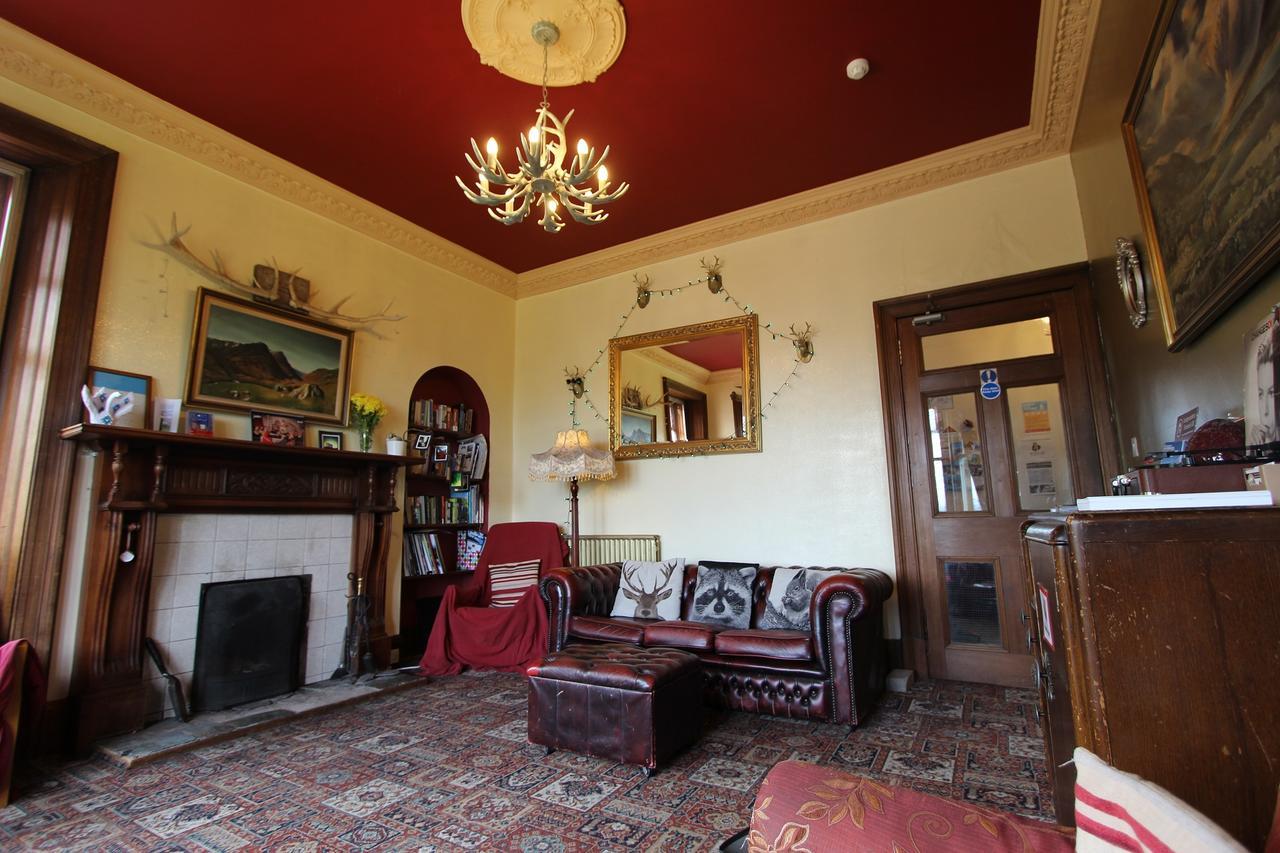 Fort William Backpackers ภายนอก รูปภาพ